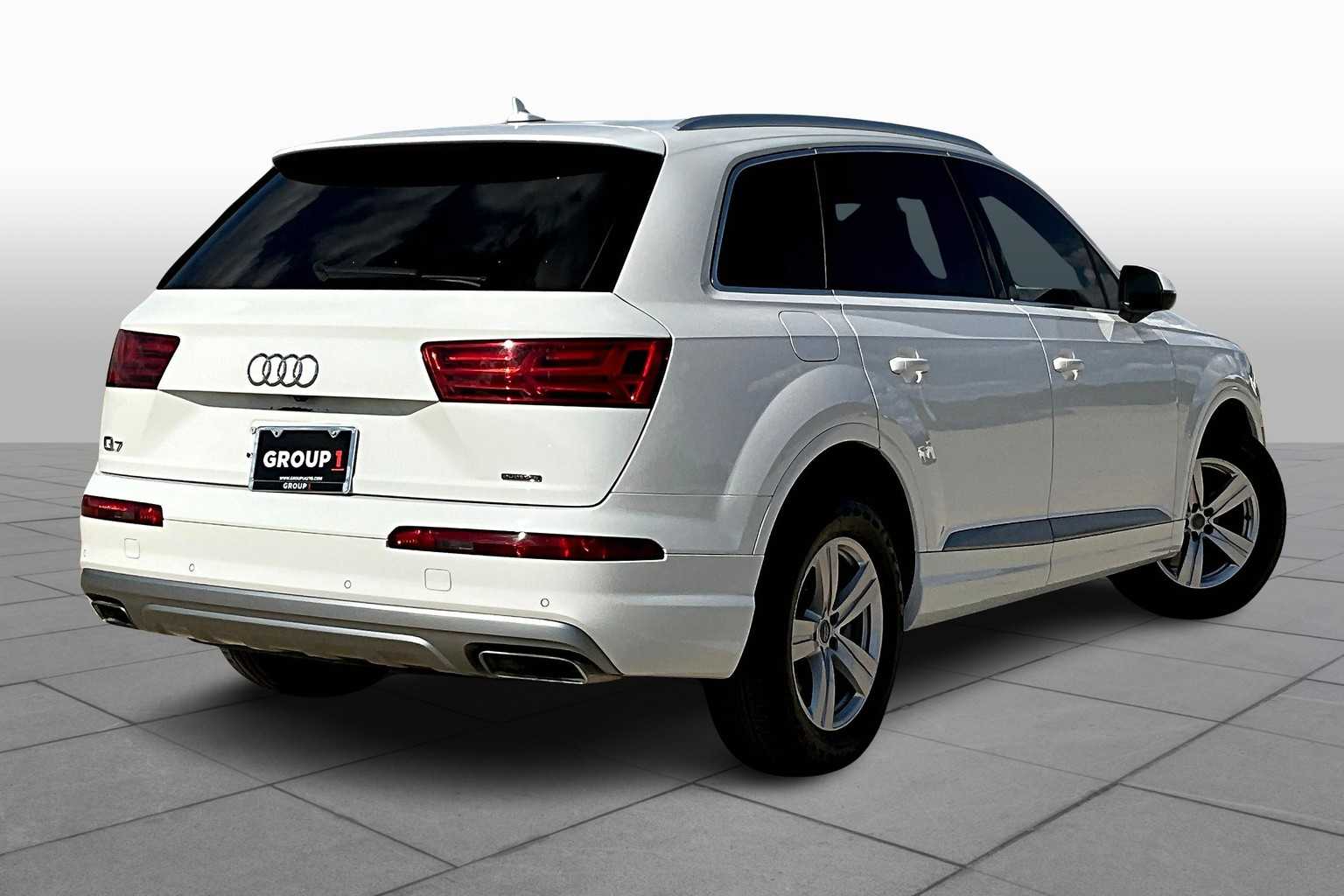 2018 Audi Q7 Premium photo 10