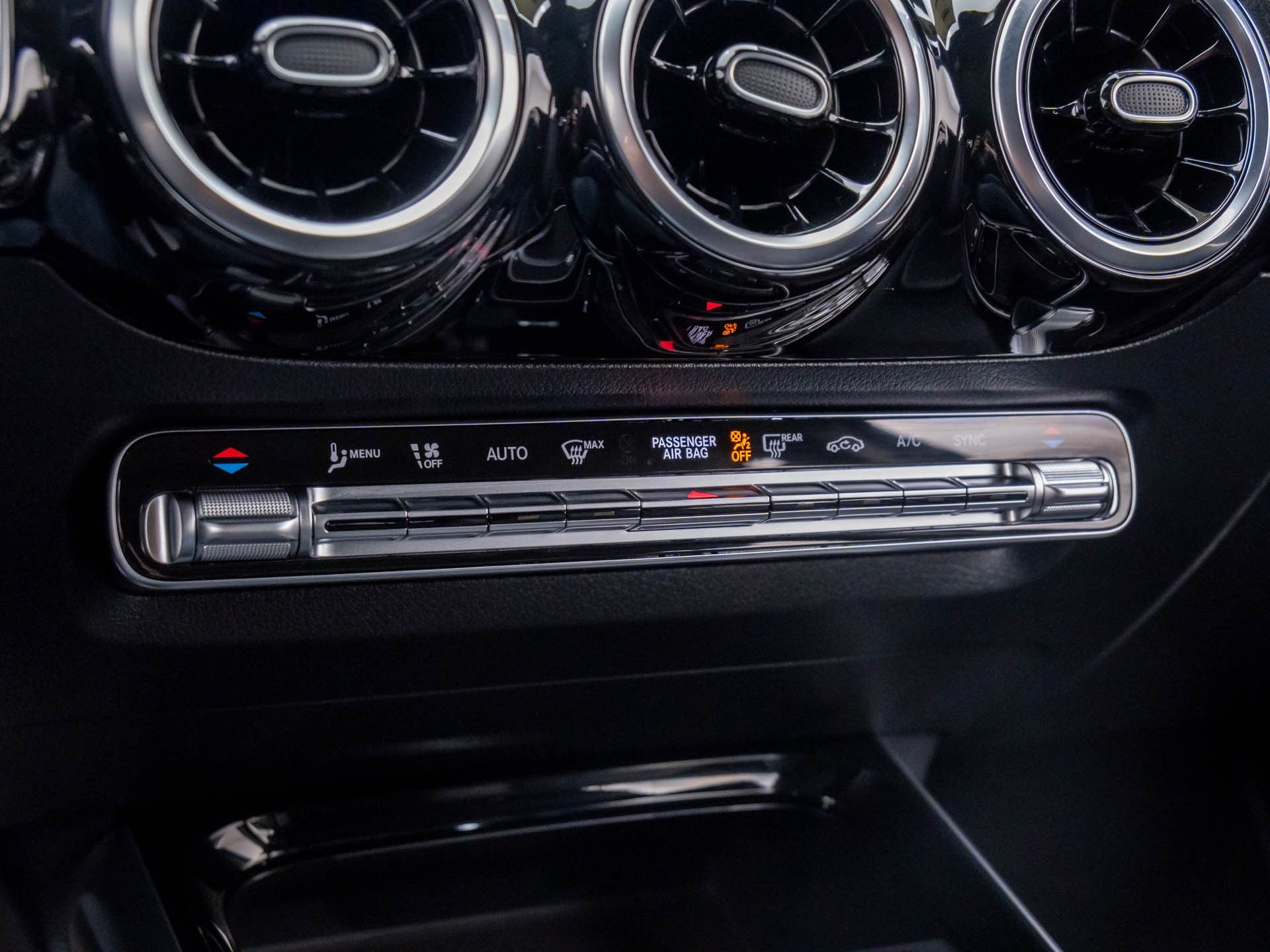 2026 Mercedes Benz GLA 250 4MATIC photo 24