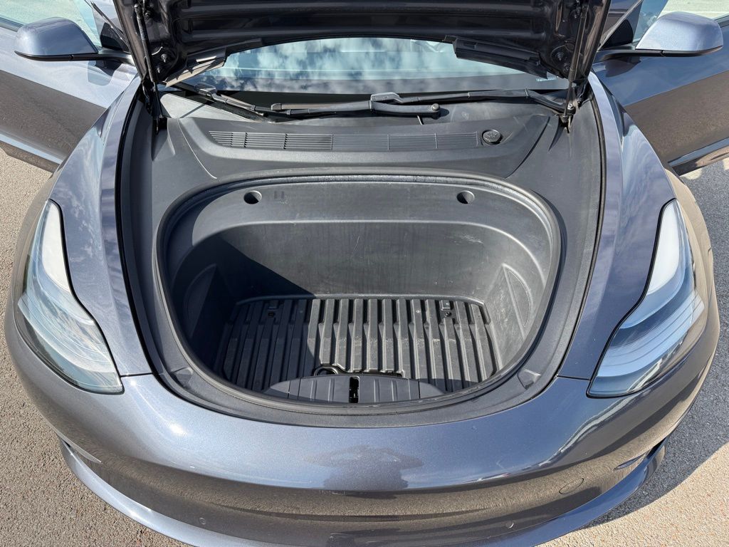 2021 Tesla Model 3 Standard Range Plus photo 18