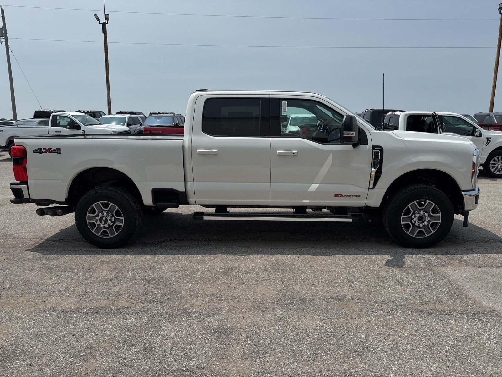2025 Ford F-350 Lariat photo 4