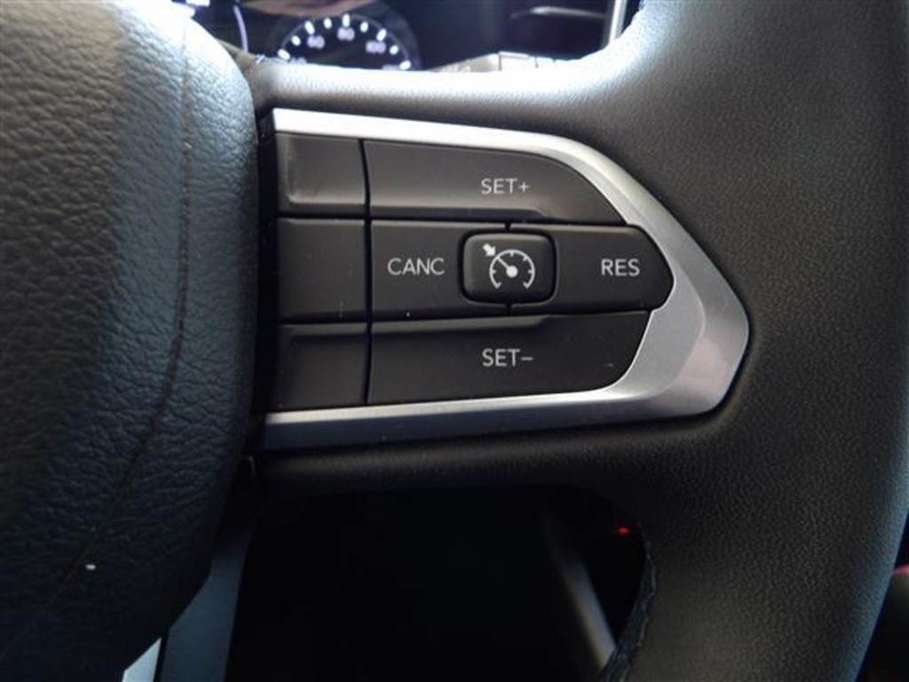 2022 Jeep Compass Latitude photo 28