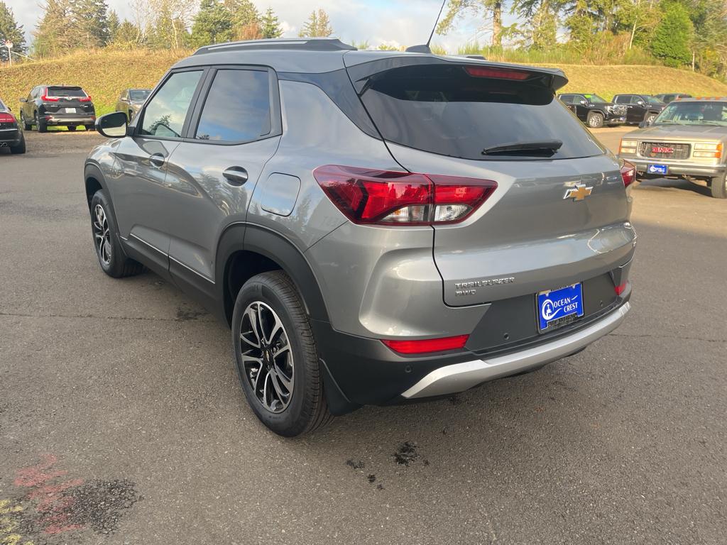 2025 Chevrolet Trailblazer LT photo 17