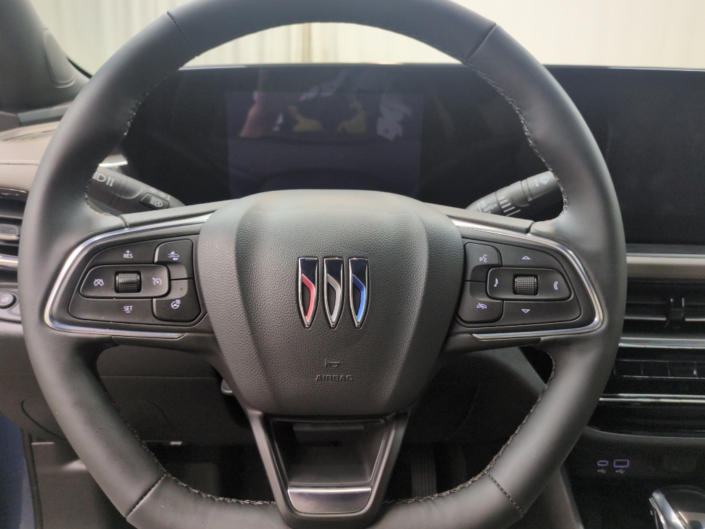 2024 Buick Envista Avenir photo 16