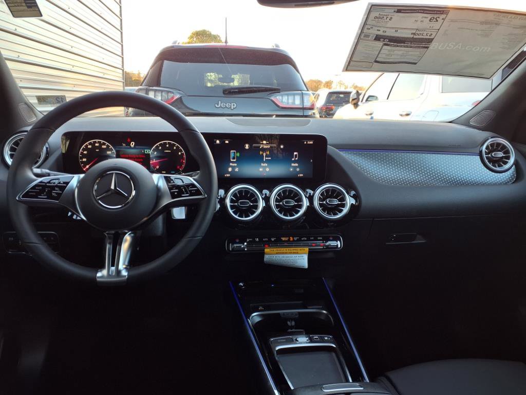 2025 Mercedes Benz GLA 250 photo 10