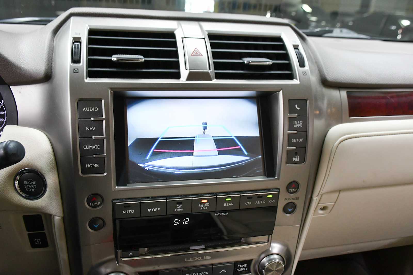 2016 Lexus GX 460 photo 18