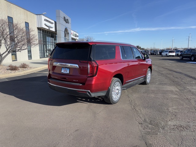 Used 2023 GMC Yukon XL SLT with VIN 1GKS2GKT1PR354641 for sale in Luverne, Minnesota