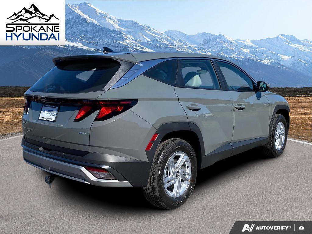 2025 Hyundai Tucson SE photo 5