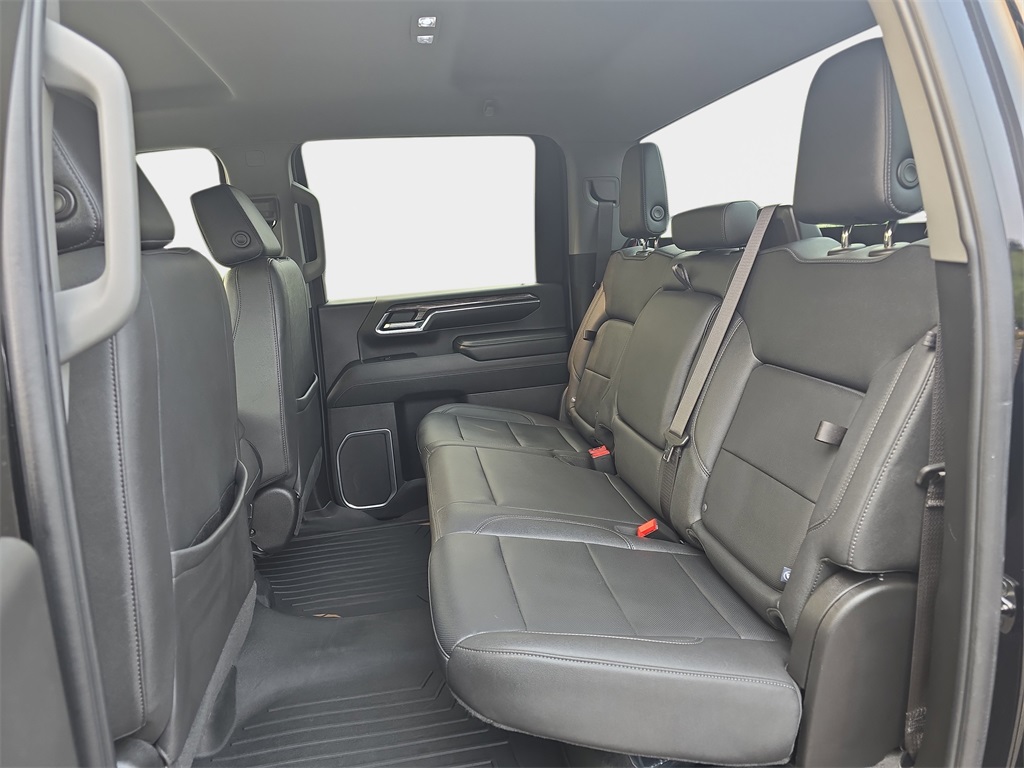 2024 Chevrolet Silverado 2500HD LTZ photo 12