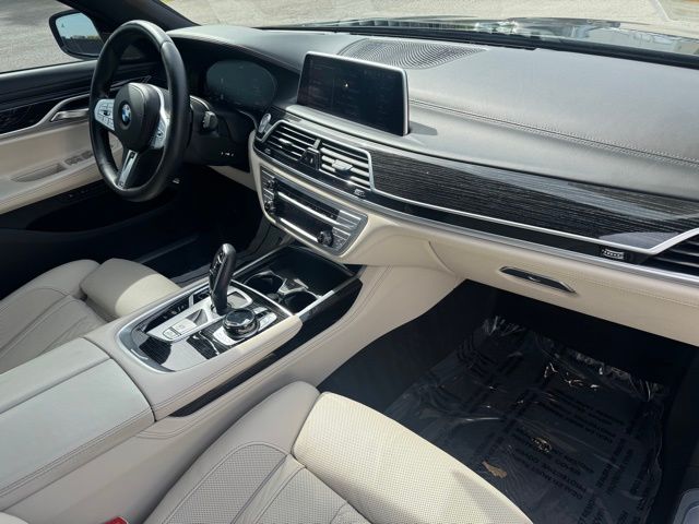 2022 Bmw 750Li photo 21