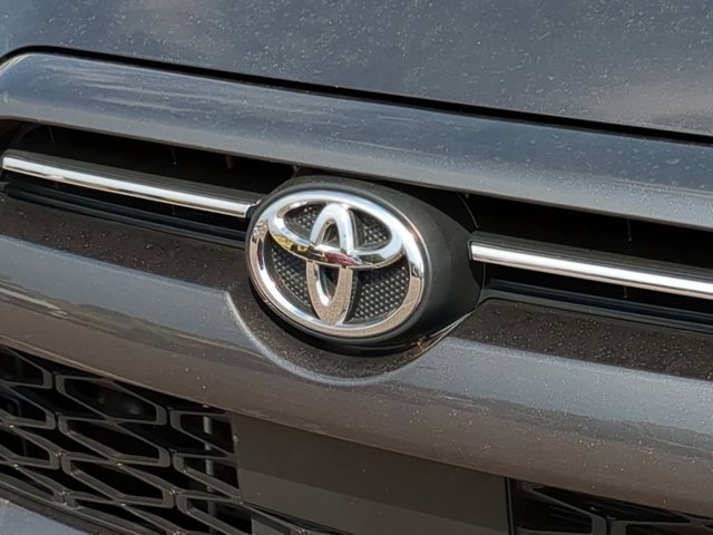 2023 Toyota 4Runner SR5 photo 4