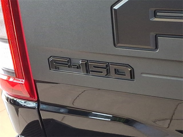 2023 Ford F-150 Raptor photo 27