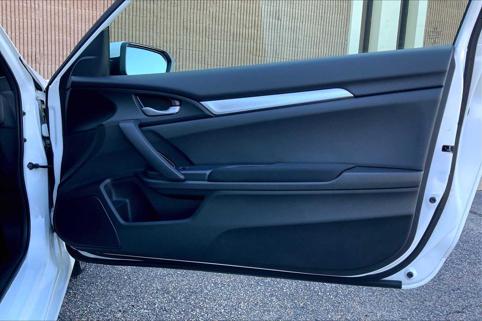 2020 Honda Civic LX photo 21