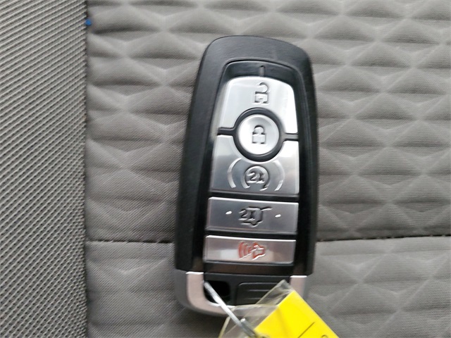 2022 Ford Escape SE photo 22