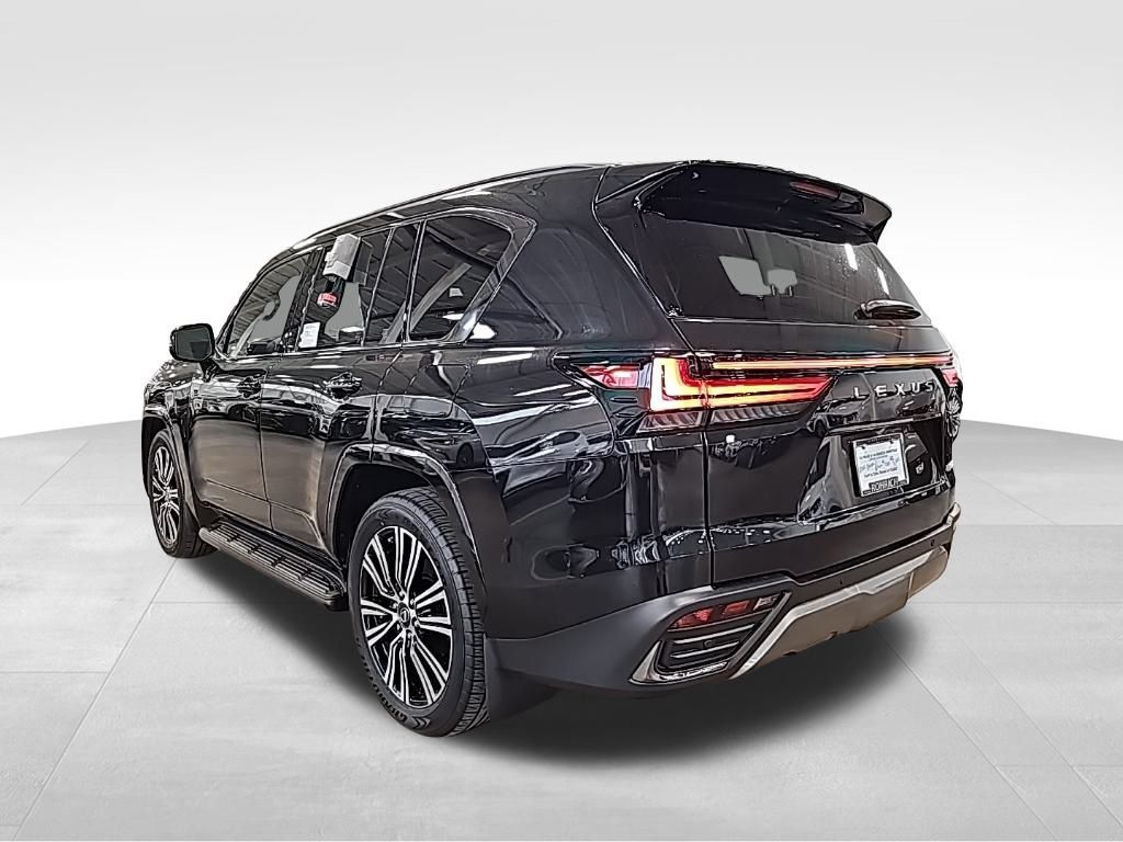 2024 Lexus LX 600 Luxury photo 7