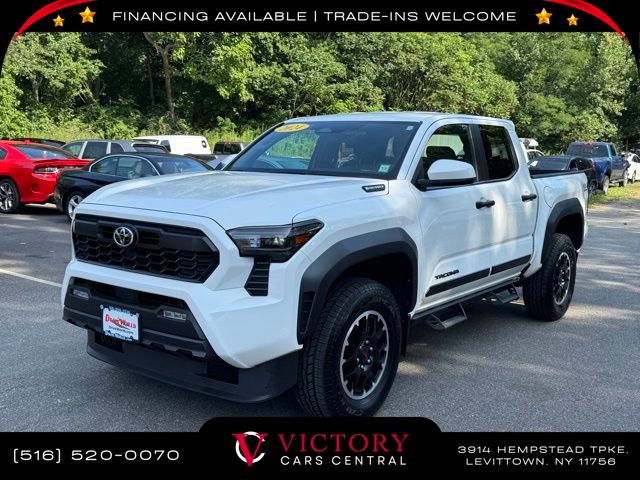 2024 Toyota Tacoma TRD Off Road's photo