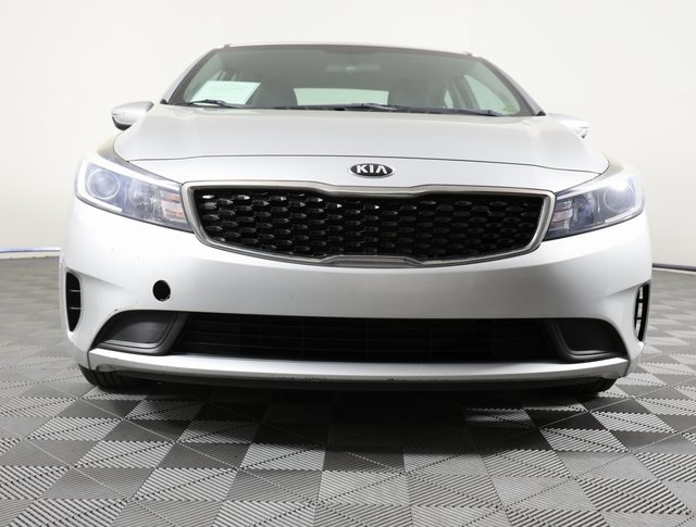 2018 Kia Forte LX photo 2
