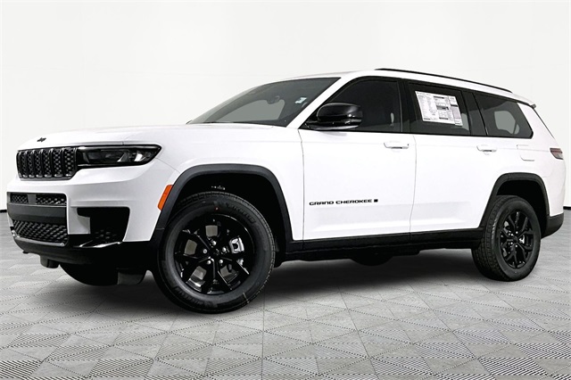 2025 Jeep Grand Cherokee L Altitude's photo