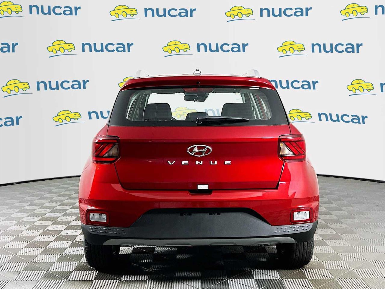 2025 Hyundai Venue SEL photo 4