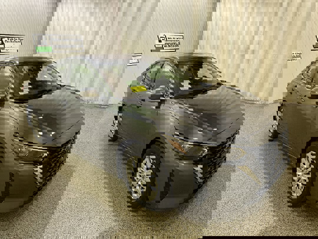 2025 Nissan Sentra S's photo