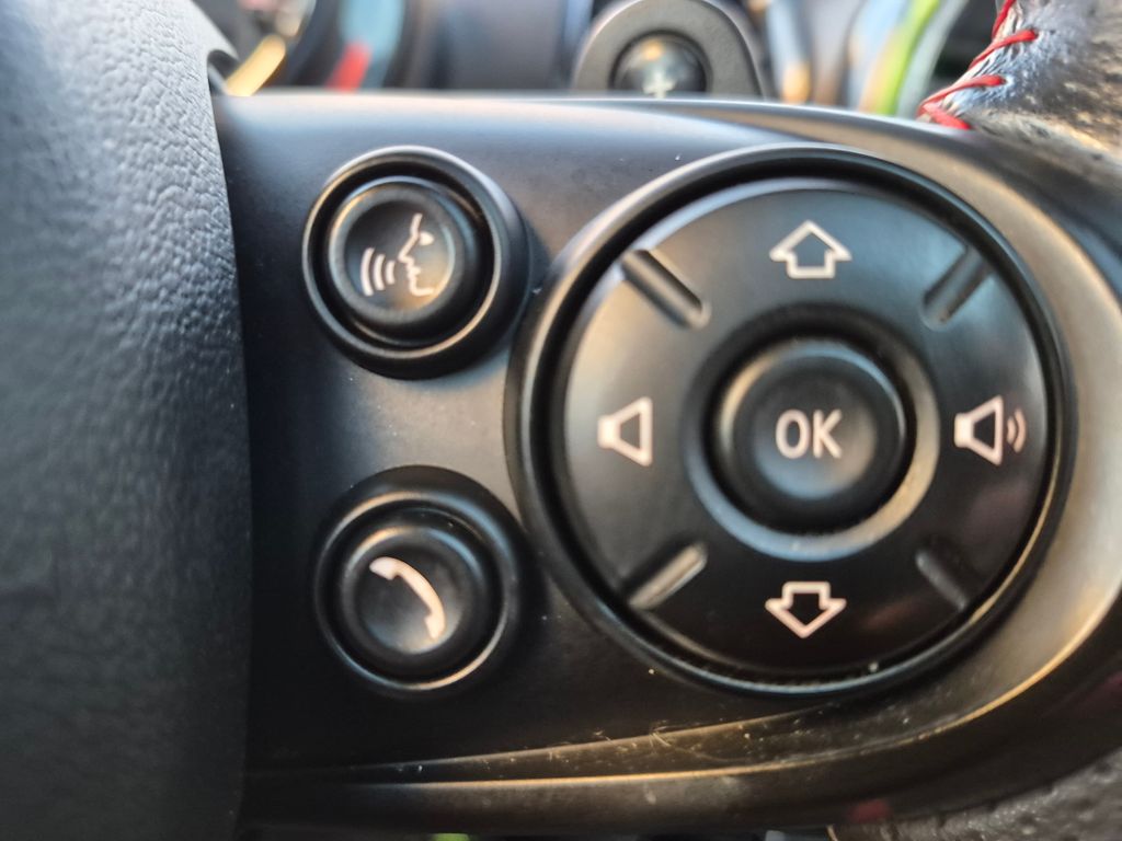 2019 Mini Cooper Base S ALL4 photo 14