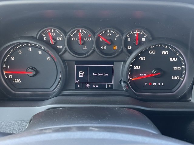 2025 Chevrolet Silverado 2500HD Custom photo 10