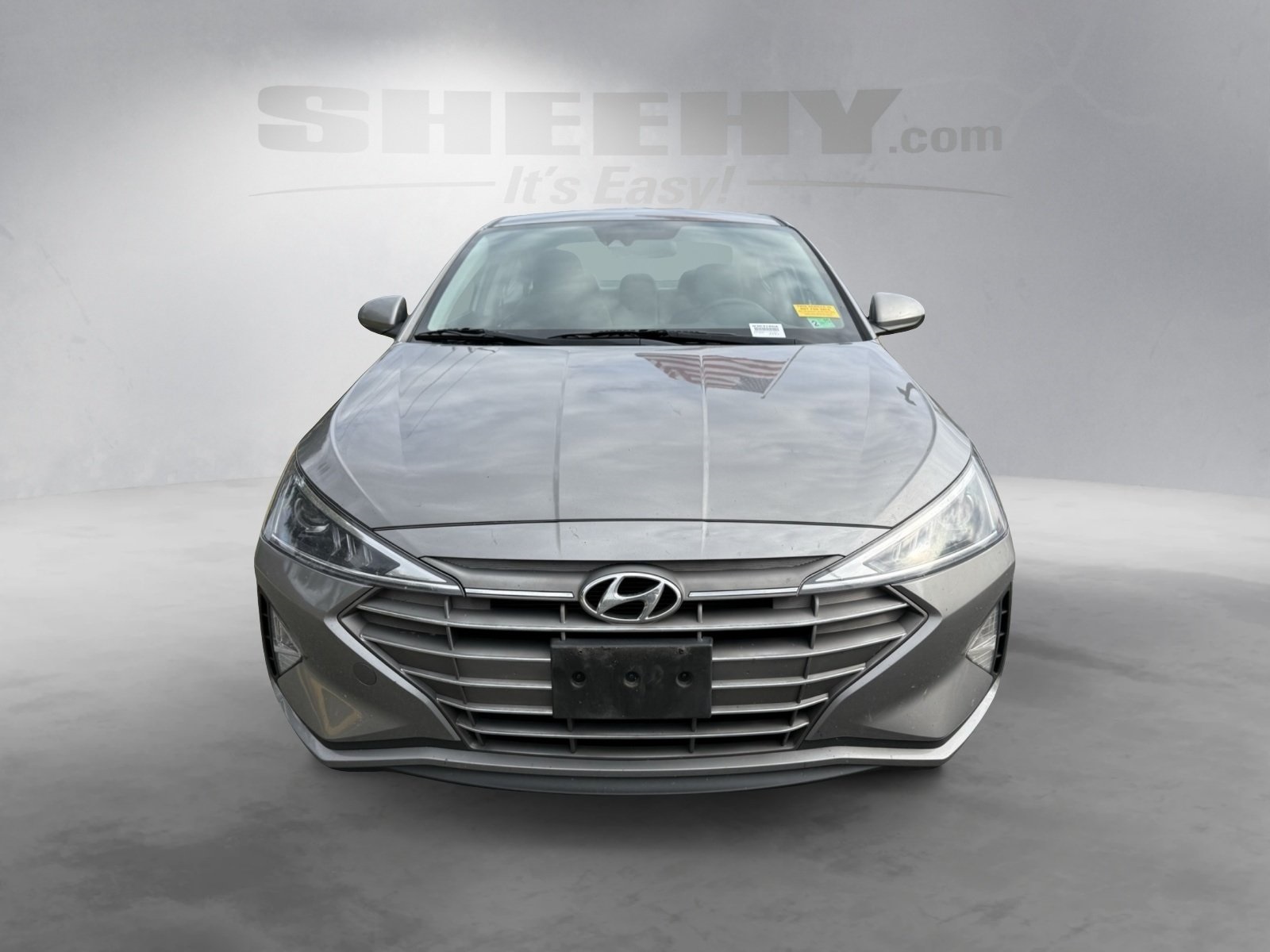 2020 Hyundai Elantra SEL photo 3