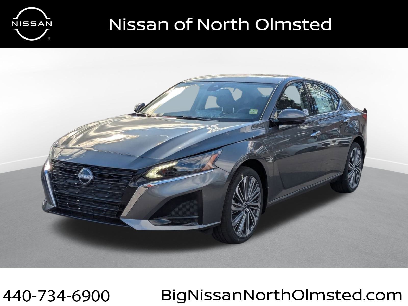 2025 Nissan Altima SL's photo