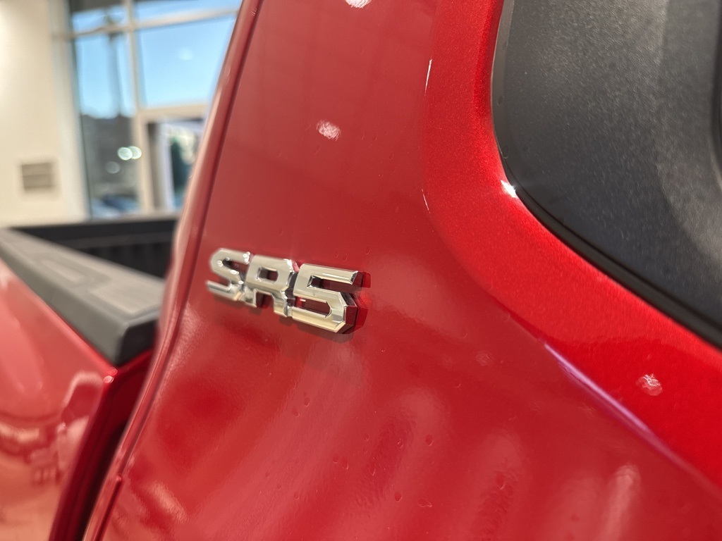 2024 Toyota Tacoma SR5 photo 13