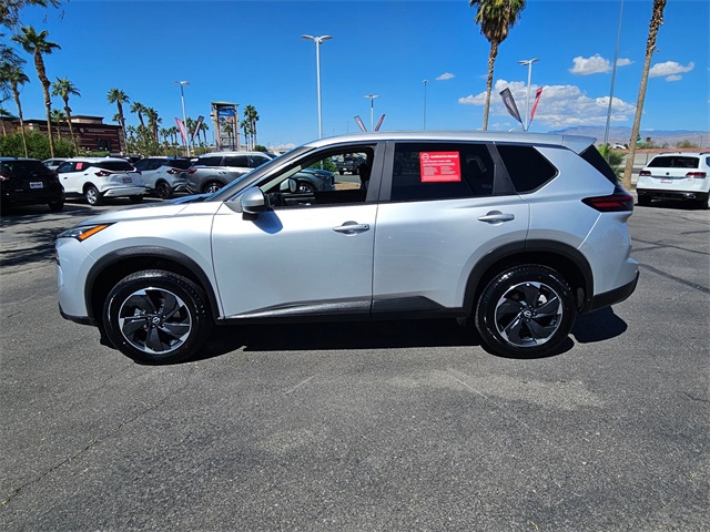 2024 Nissan Rogue SV photo 13
