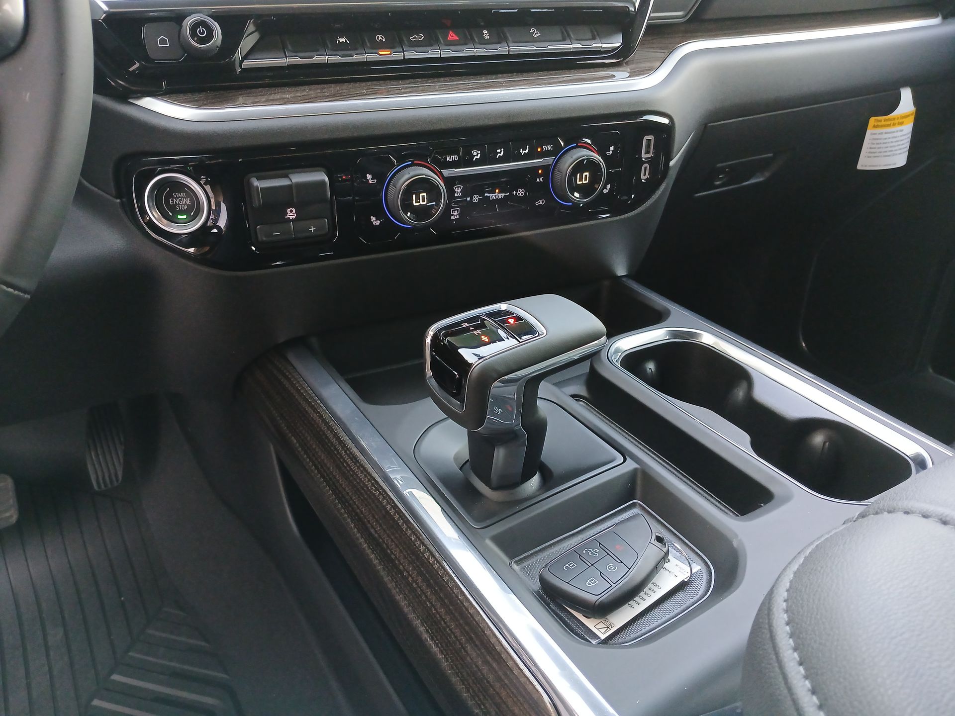 2025 Chevrolet Silverado 1500 LT photo 15
