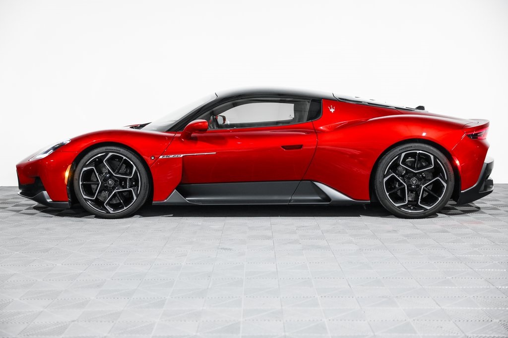 2022 Maserati MC20 Base photo 13