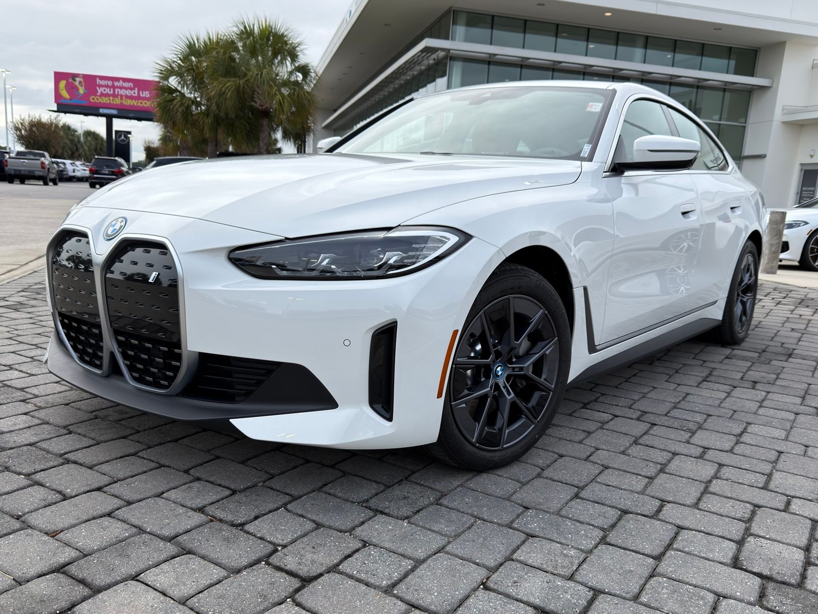 2023 Bmw i4 eDrive40 photo 2