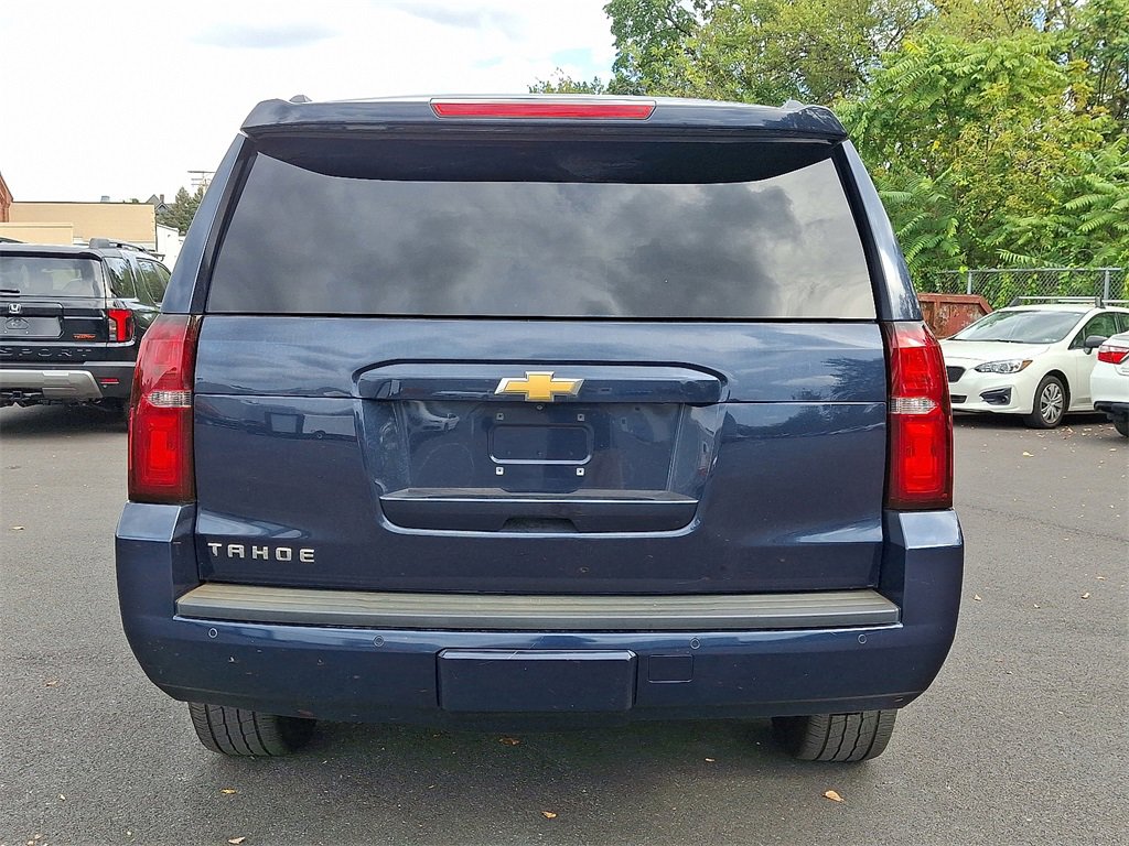 2019 Chevrolet Tahoe LT photo 3