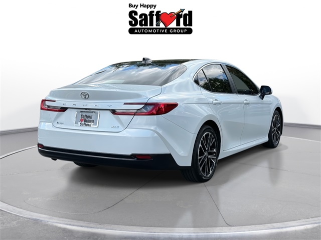 2025 Toyota Camry XLE photo 9
