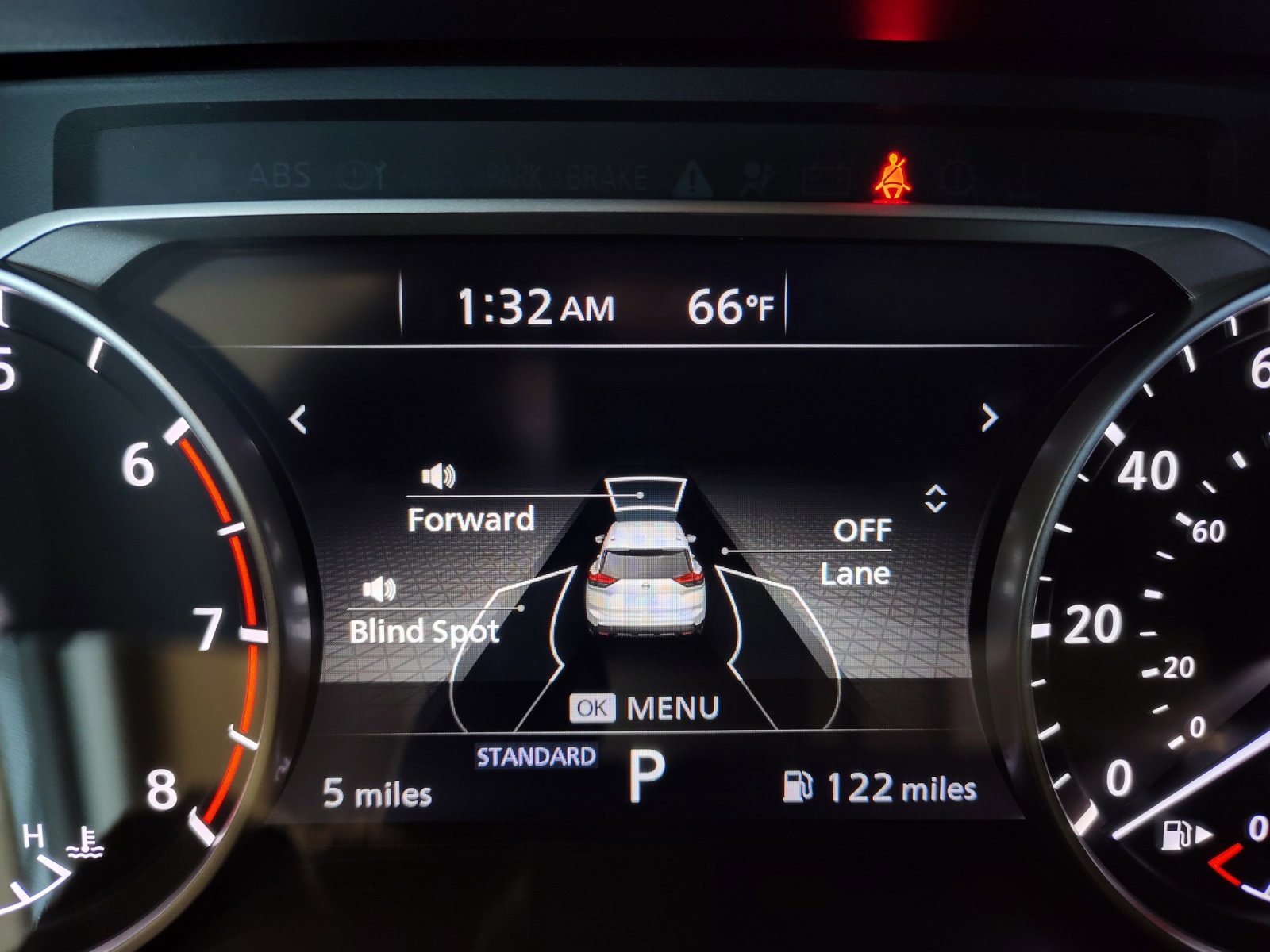 2025 Nissan Rogue SV photo 33
