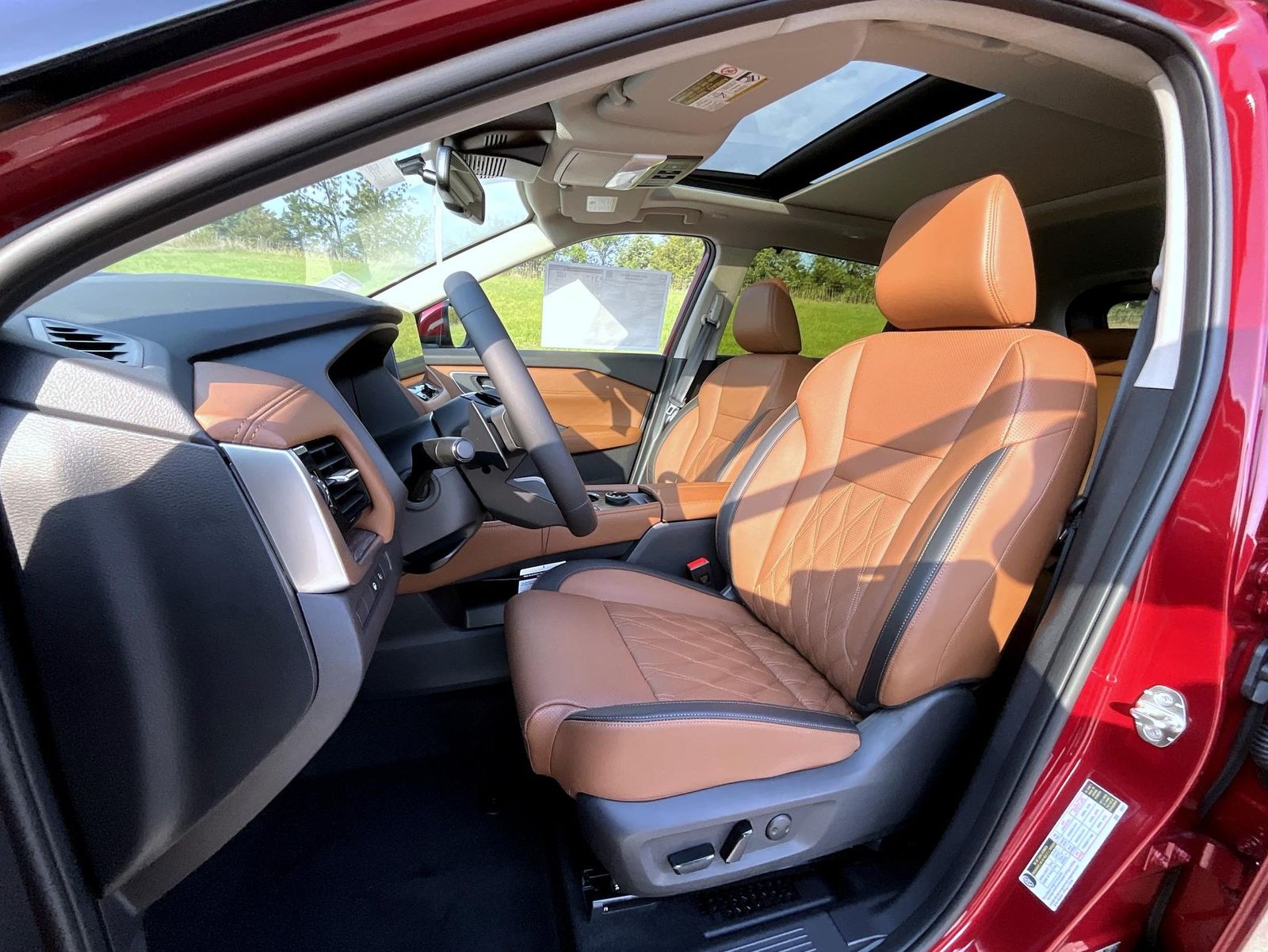 2026 Nissan Rogue Platinum photo 10