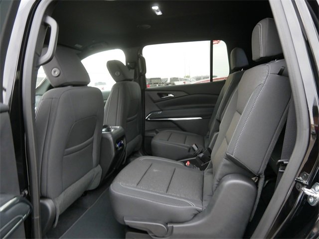 2026 Chevrolet Traverse photo 4