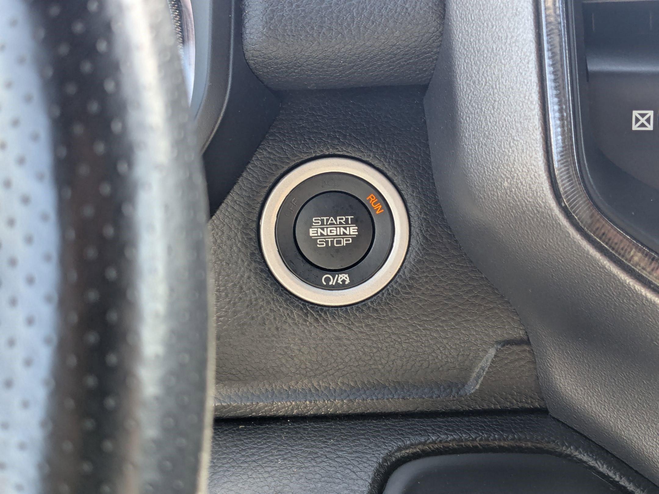 2023 Ram 1500 Sport photo 19