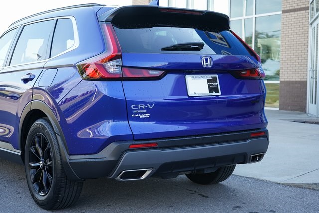 2023 Honda CR-V Hybrid Sport photo 3