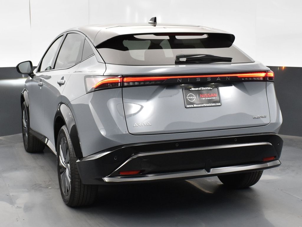2025 Nissan ARIYA Engage e-4ORCE photo 6