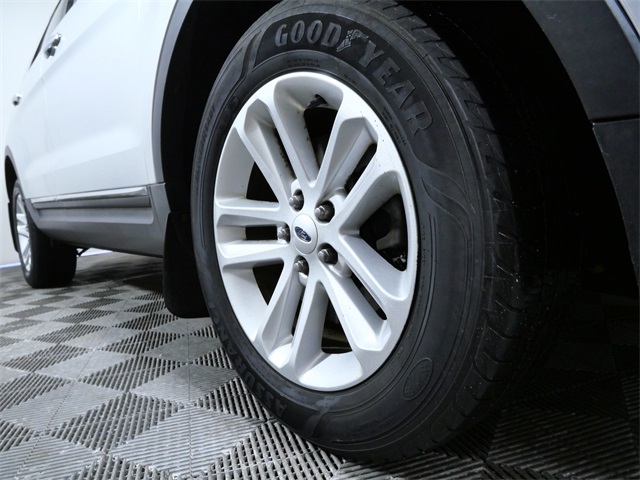 Used 2013 Ford Explorer XLT with VIN 1FM5K8D81DGB06867 for sale in Apple Valley, Minnesota