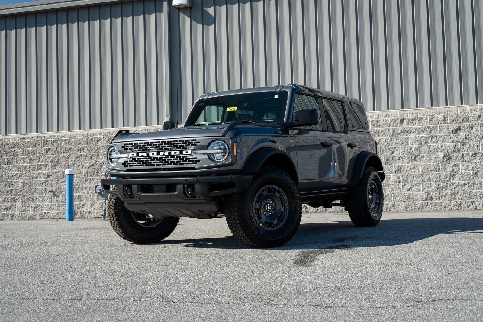 2025 Ford Bronco 4-Door Badlands's photo