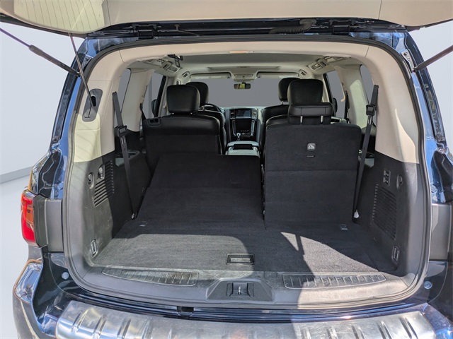 2020 Infiniti QX80 Luxe photo 9