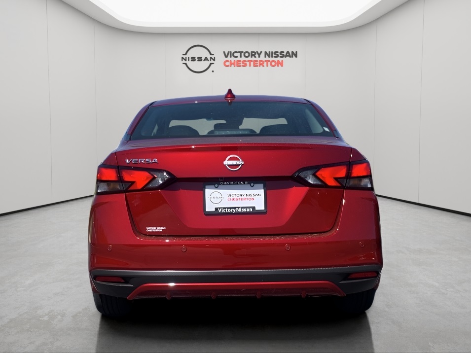 2025 Nissan Versa SV photo 4