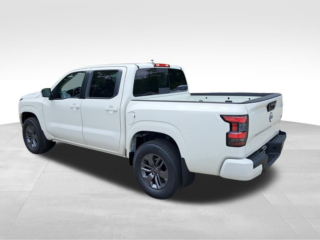 2025 Nissan Frontier SV photo 4