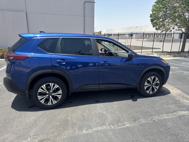 Used 2023 Caspian Blue Metallic Nissan SV image 13