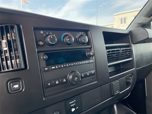 2024 CHEVROLET EXPRESS - Image 13