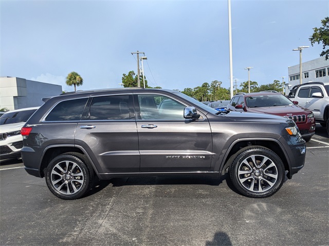 2018 Jeep Grand Cherokee Overland photo 3