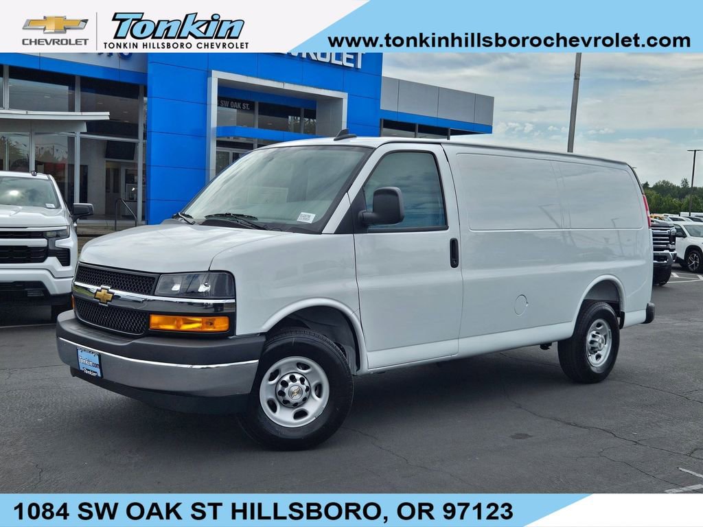 2025 Chevrolet Express Cargo Work Van's photo