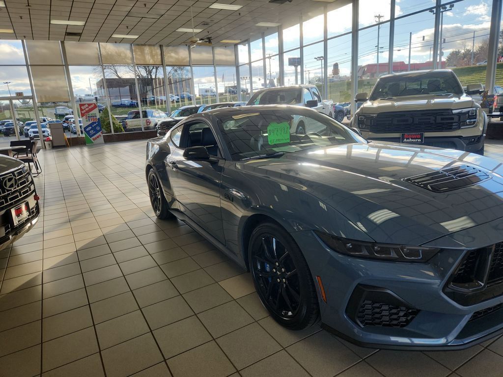 2024 Ford Mustang GT Premium's photo